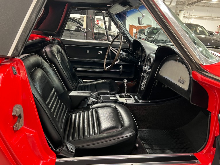 Used-1967-Chevrolet-Corvette-Stingray-Convertible-427-400Hp-4-Speed