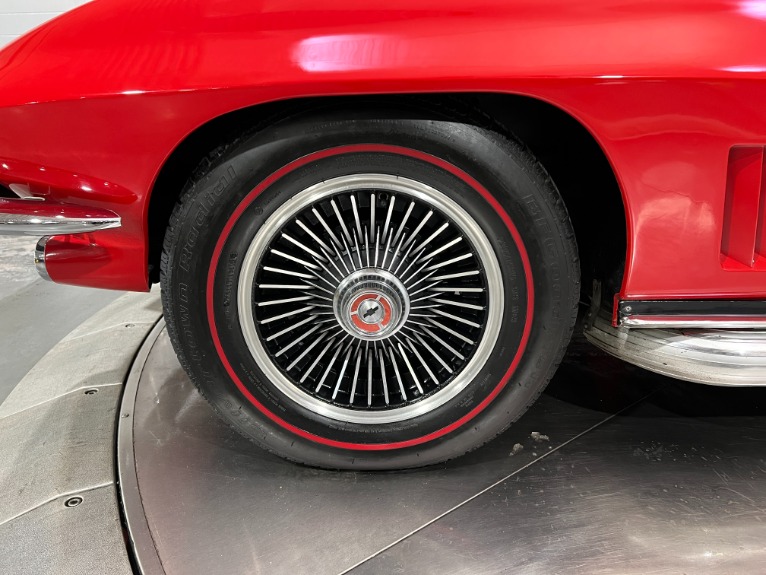 Used-1967-Chevrolet-Corvette-Stingray-Convertible-427-400Hp-4-Speed