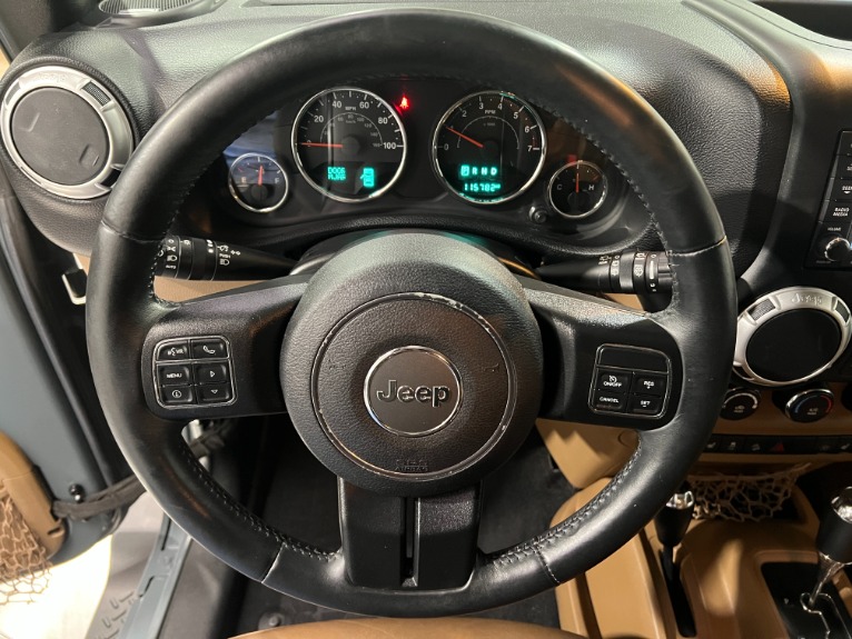 Used-2015-Jeep-Wrangler-Unlimited-Sahara-4X4