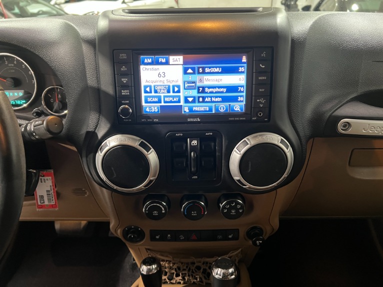 Used-2015-Jeep-Wrangler-Unlimited-Sahara-4X4