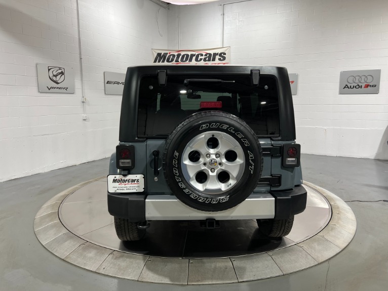 Used-2015-Jeep-Wrangler-Unlimited-Sahara-4X4