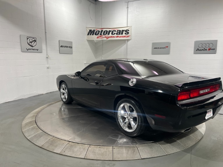 Used-2013-Dodge-Challenger-SXT-Plus-RWD