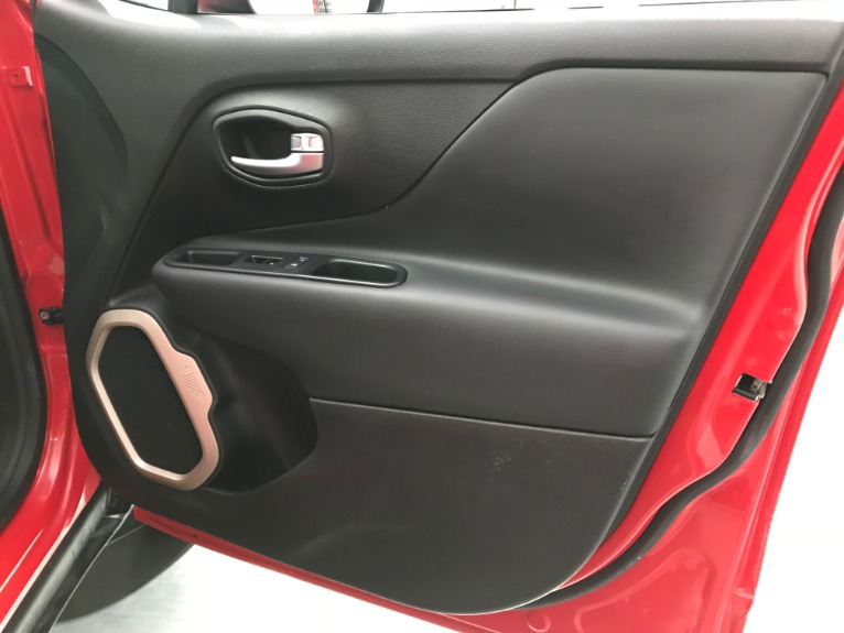 Used-2017-Jeep-Renegade-Limited-4X4