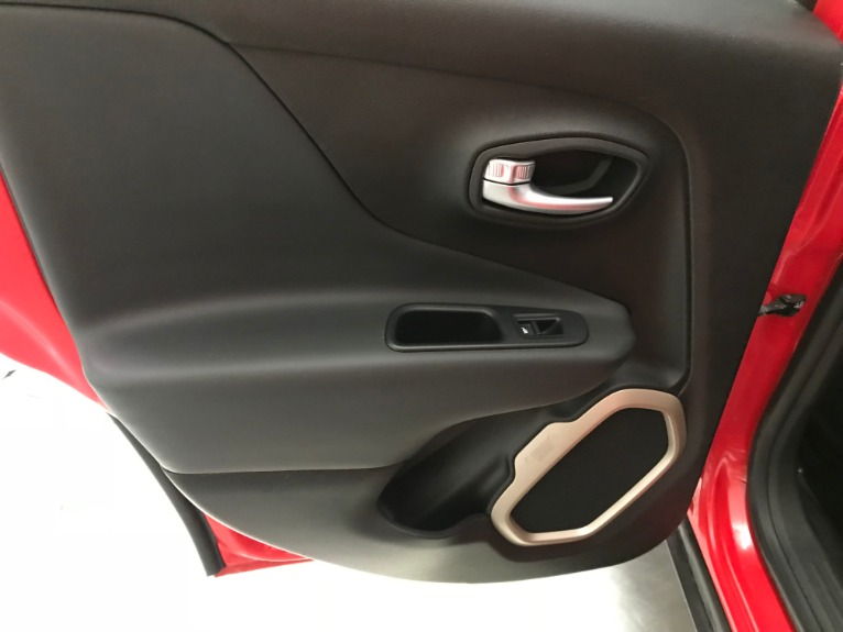 Used-2017-Jeep-Renegade-Limited-4X4