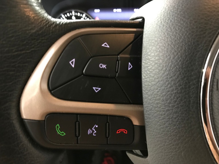 Used-2017-Jeep-Renegade-Limited-4X4