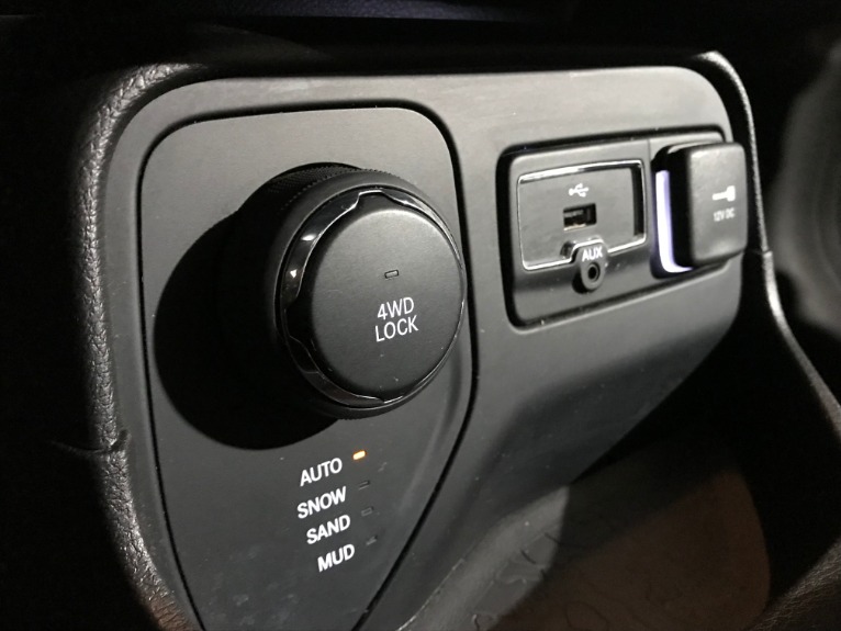 Used-2017-Jeep-Renegade-Limited-4X4
