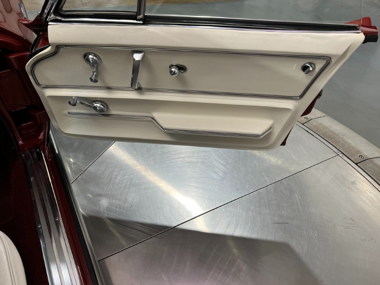 Used-1965-Chevrolet-Corvette-Stingray-Convertible-Fuel-Injected