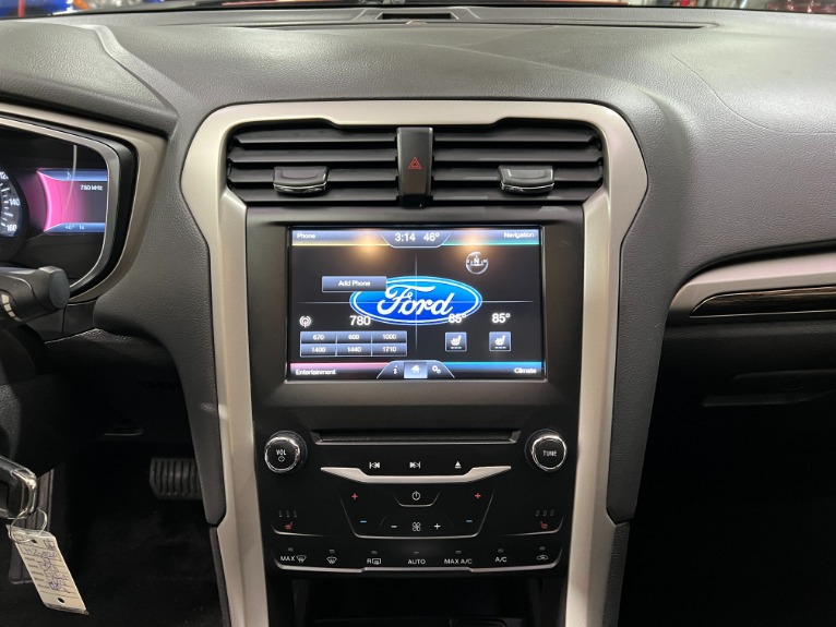 Used-2014-Ford-Fusion-SE-FWD