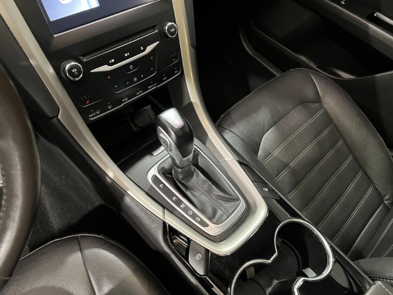 Used-2014-Ford-Fusion-SE-FWD