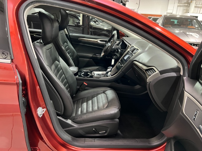 Used-2014-Ford-Fusion-SE-FWD