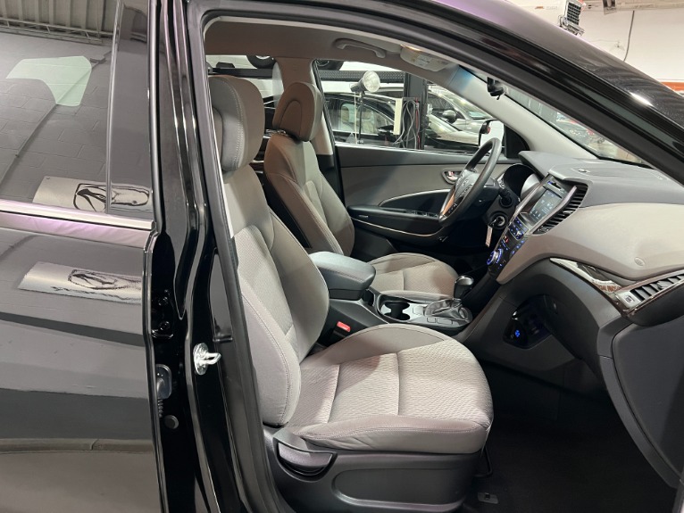 Used-2019-Hyundai-SANTA-FE-XL-SE-AWD