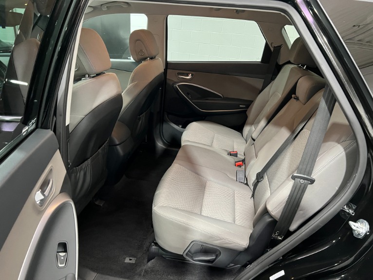 Used-2019-Hyundai-SANTA-FE-XL-SE-AWD