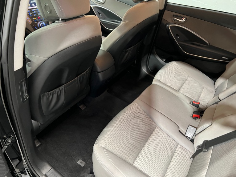 Used-2019-Hyundai-SANTA-FE-XL-SE-AWD
