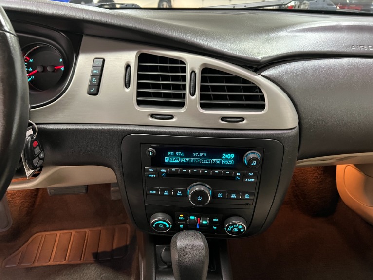 Used-2007-Chevrolet-Monte-Carlo-LT-FWD