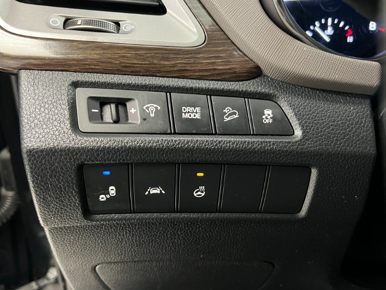 Used-2017-Hyundai-SANTA-FE-Sport-20T-Ultimate-FWD
