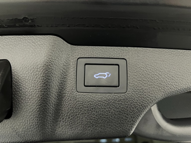 Used-2017-Hyundai-SANTA-FE-Sport-20T-Ultimate-FWD