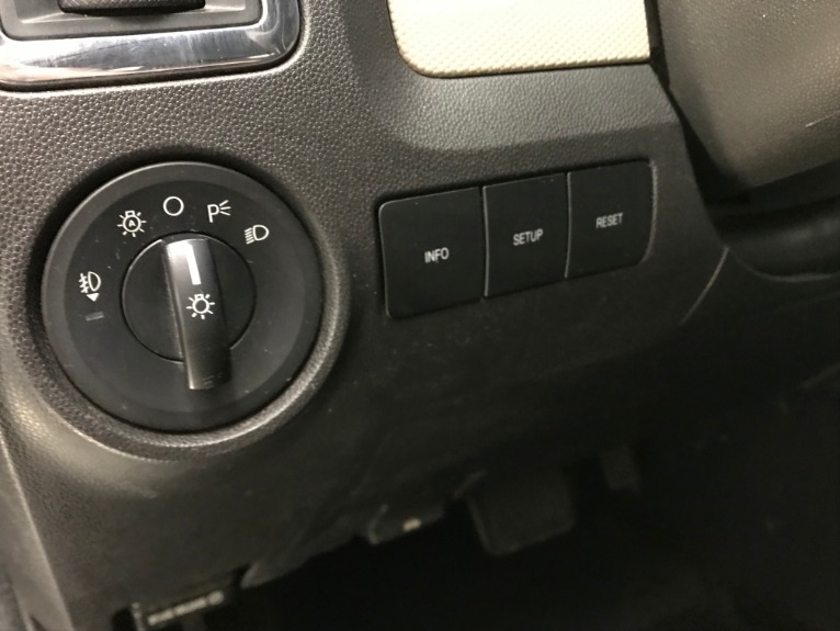 Used-2011-Mercury-Mariner-I4
