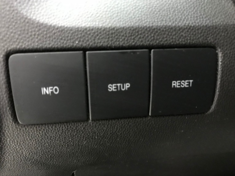 Used-2011-Mercury-Mariner-I4