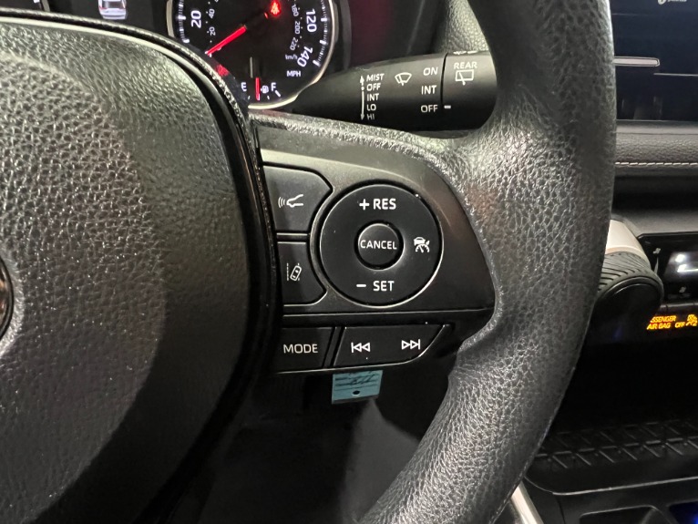 Used-2020-Toyota-RAV4-LE-AWD