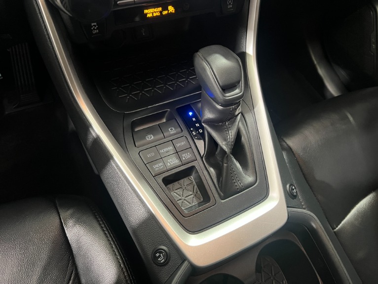 Used-2020-Toyota-RAV4-LE-AWD