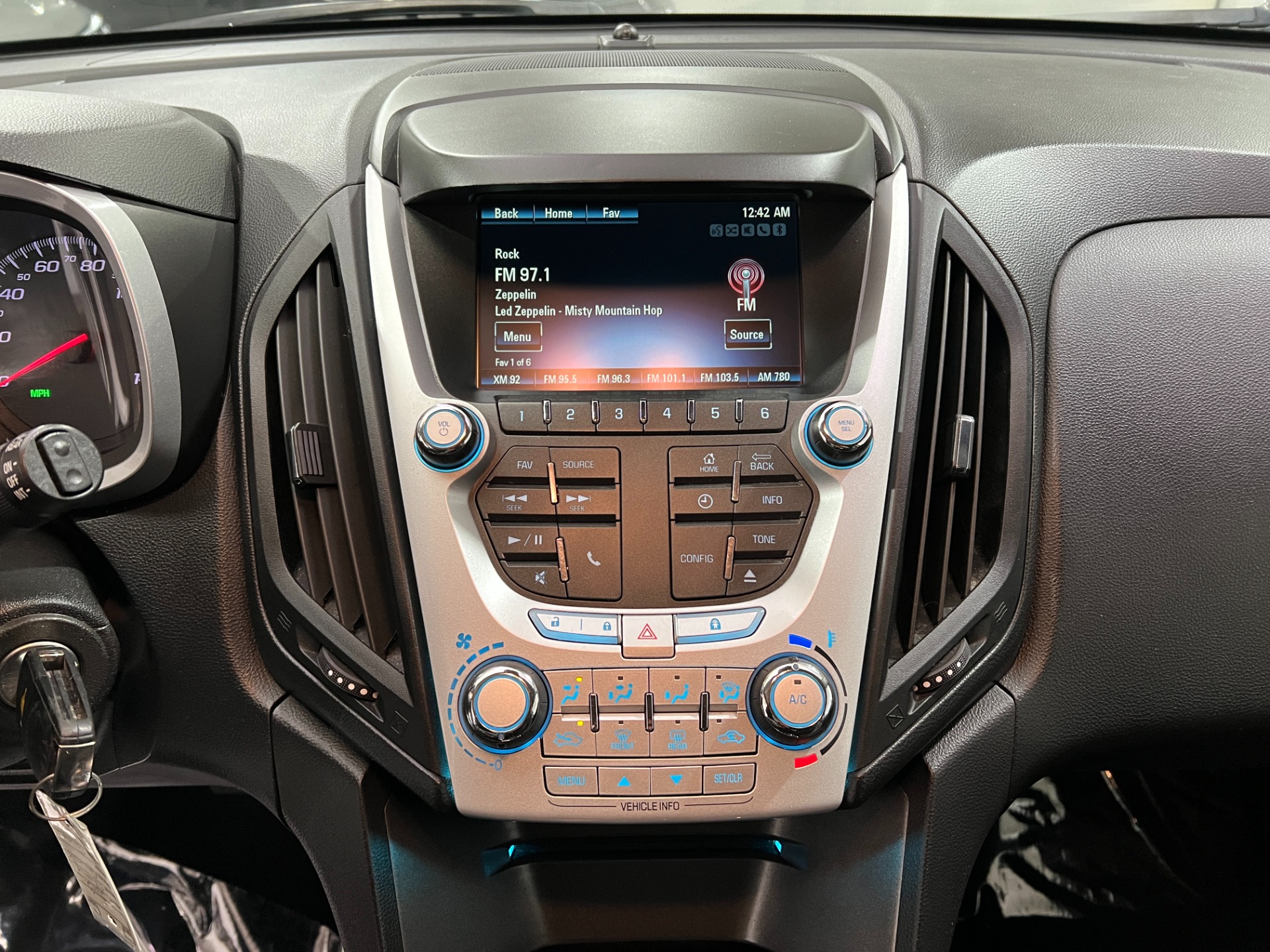 Used-2012-Chevrolet-Equinox-LT-FWD