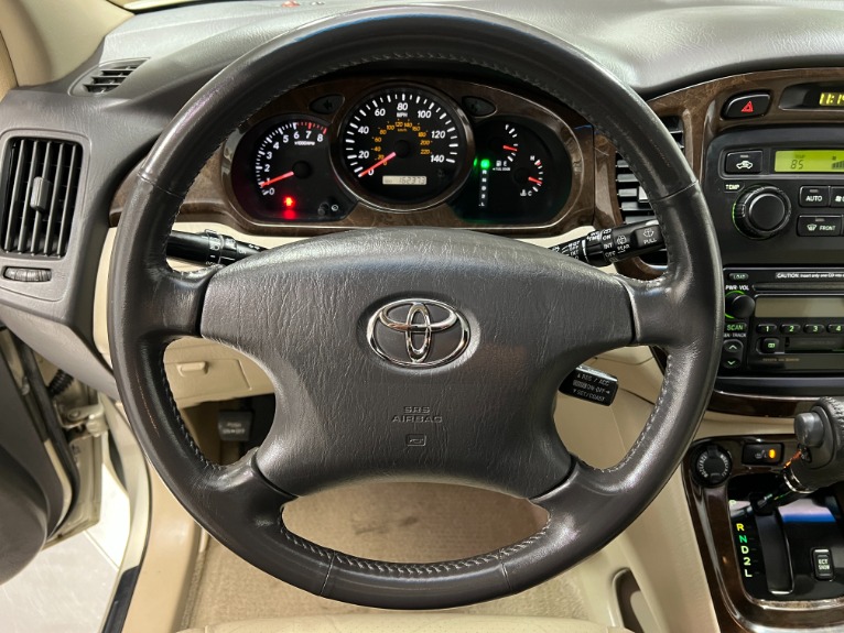 Used-2003-Toyota-Highlander-Limited-AWD