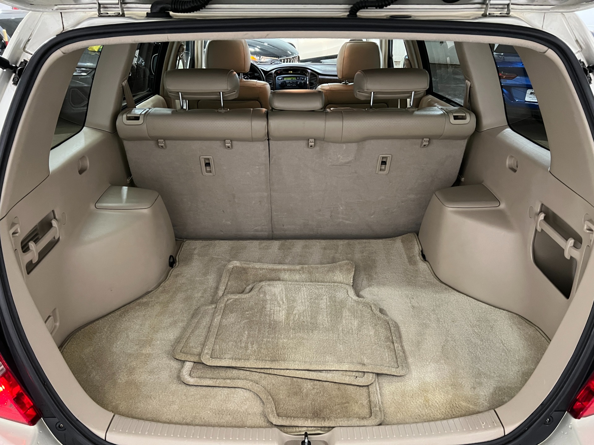Used-2003-Toyota-Highlander-Limited-AWD