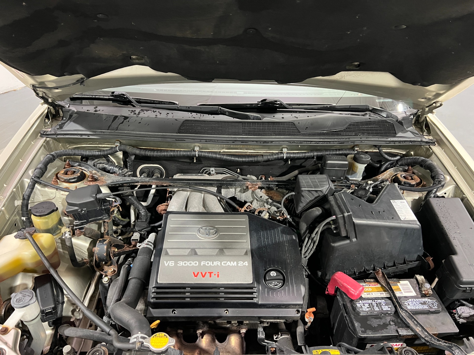 Used-2003-Toyota-Highlander-Limited-AWD