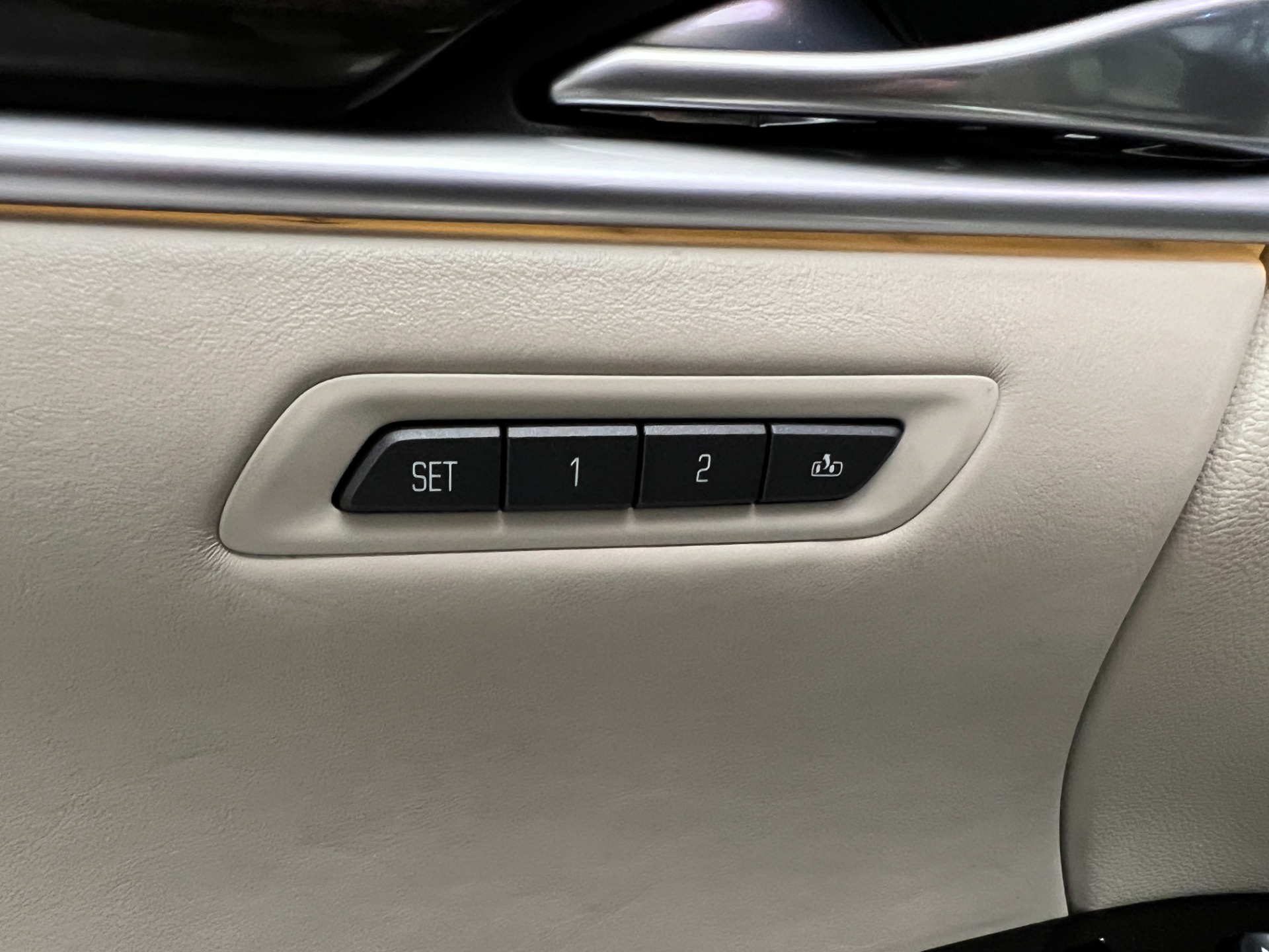 Used-2013-Cadillac-XTS-Platinum-Collection-AWD
