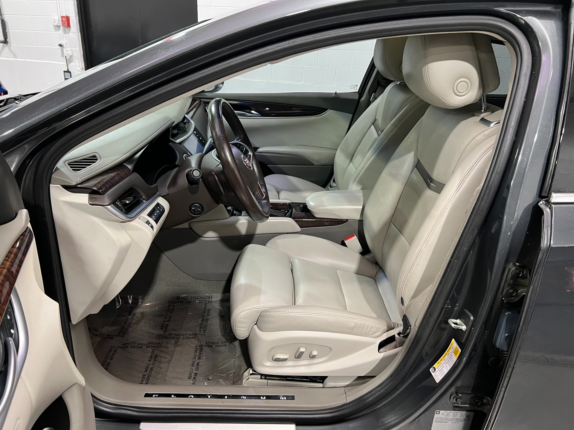 Used-2013-Cadillac-XTS-Platinum-Collection-AWD