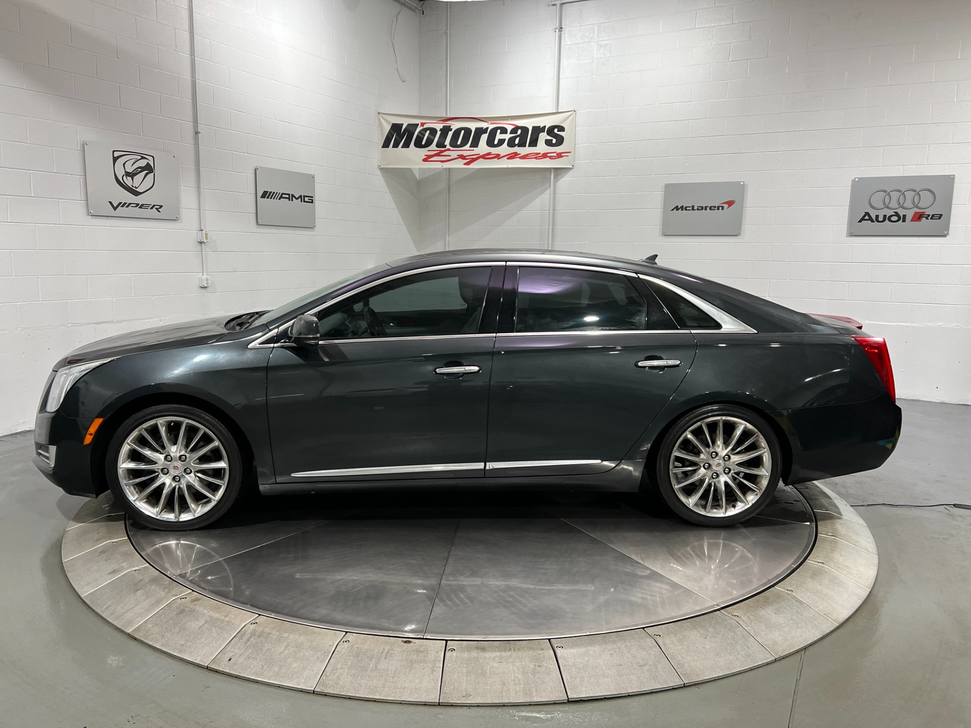 Used-2013-Cadillac-XTS-Platinum-Collection-AWD