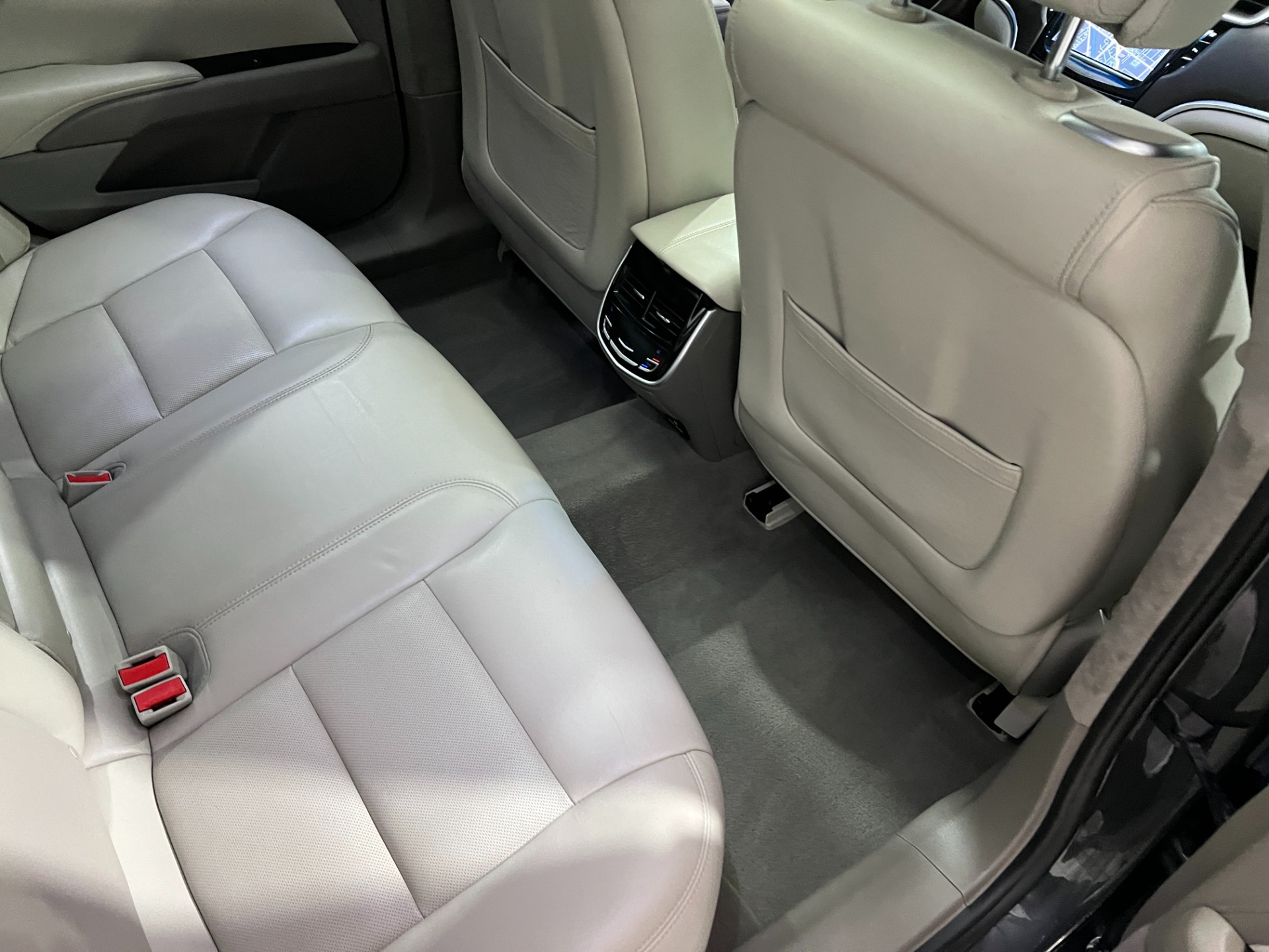 Used-2013-Cadillac-XTS-Platinum-Collection-AWD