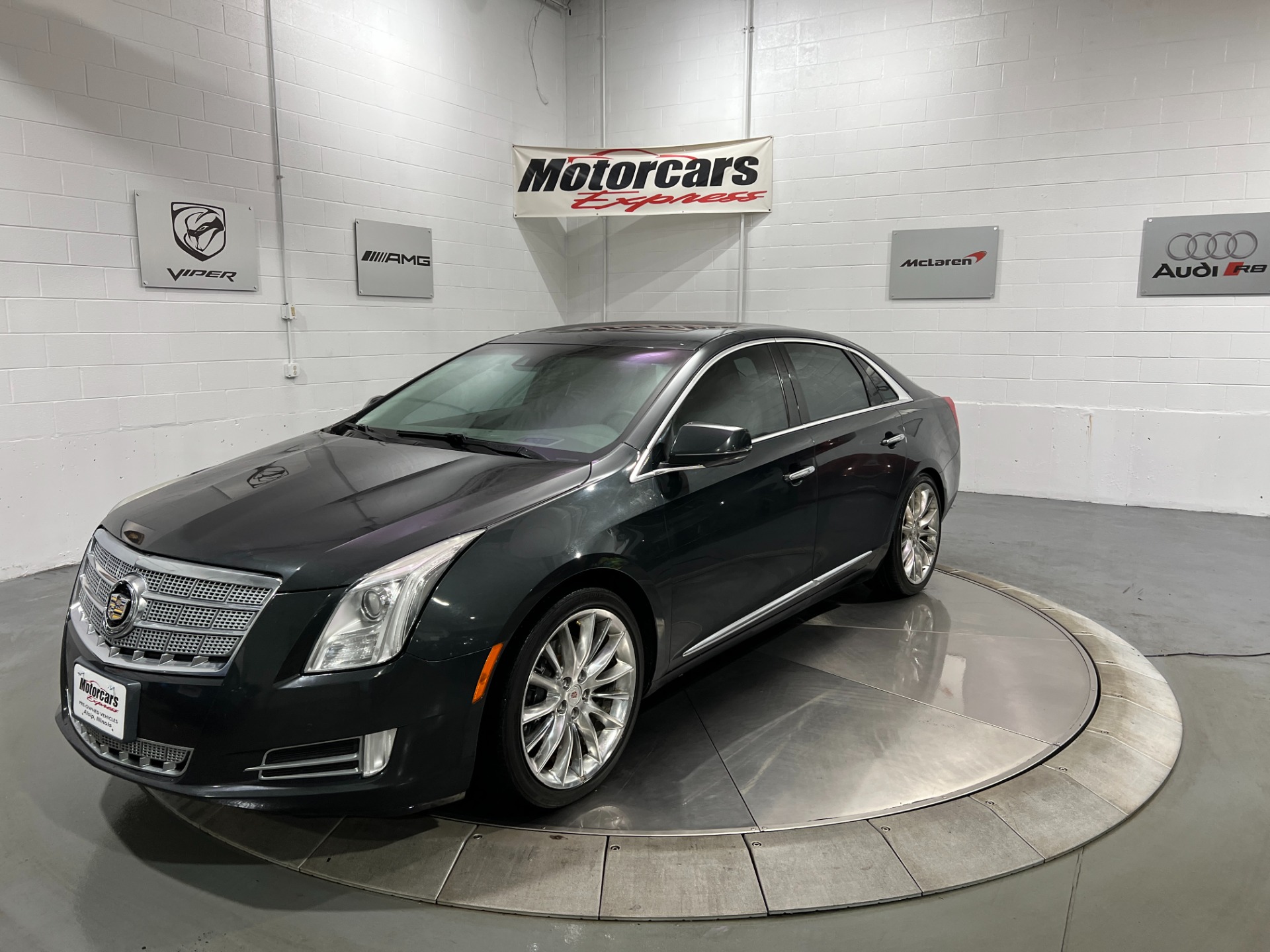 Used-2013-Cadillac-XTS-Platinum-Collection-AWD