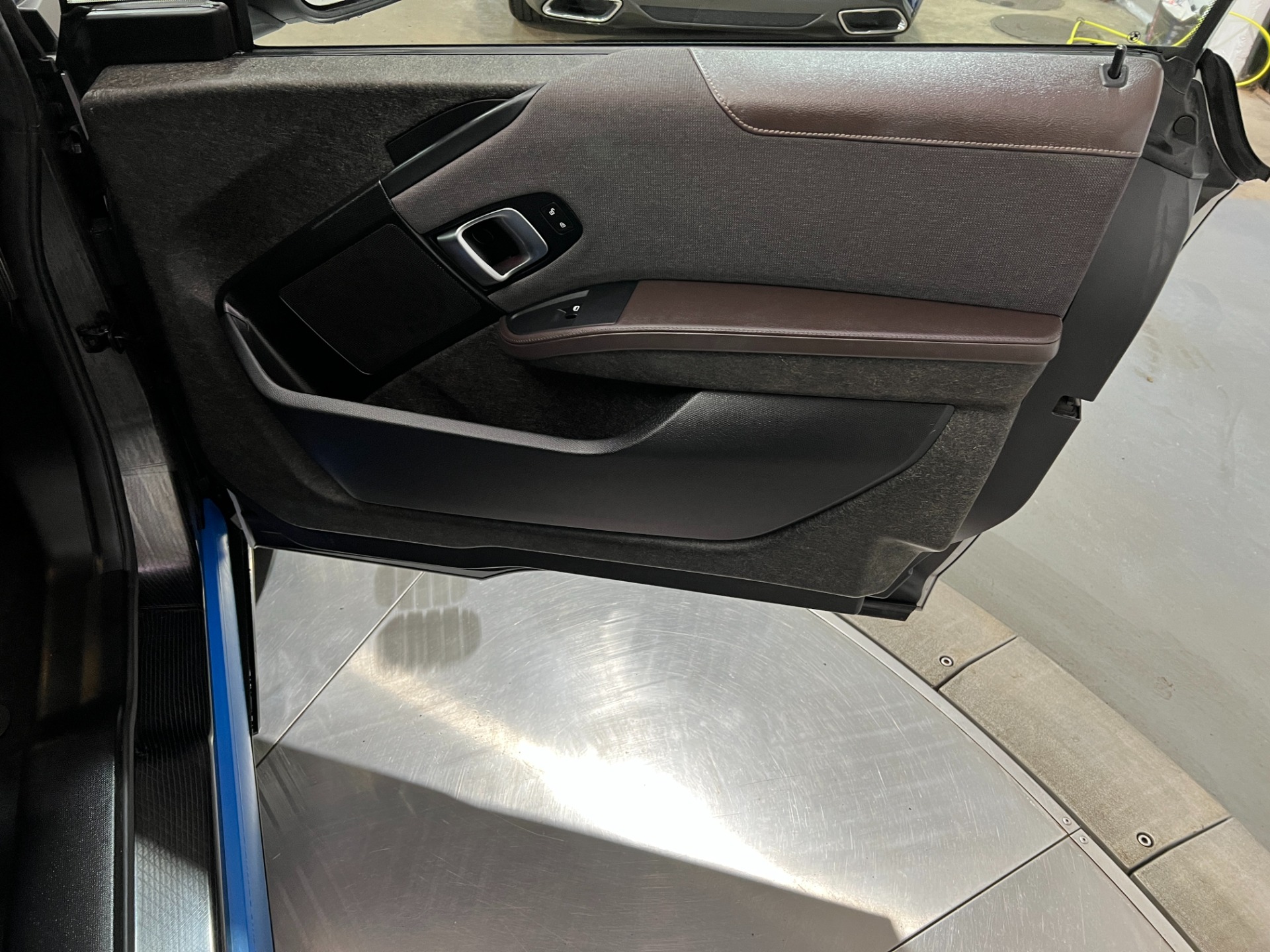 Used-2019-BMW-i3-S-Tera-World-W/-Range-Extender-RWD