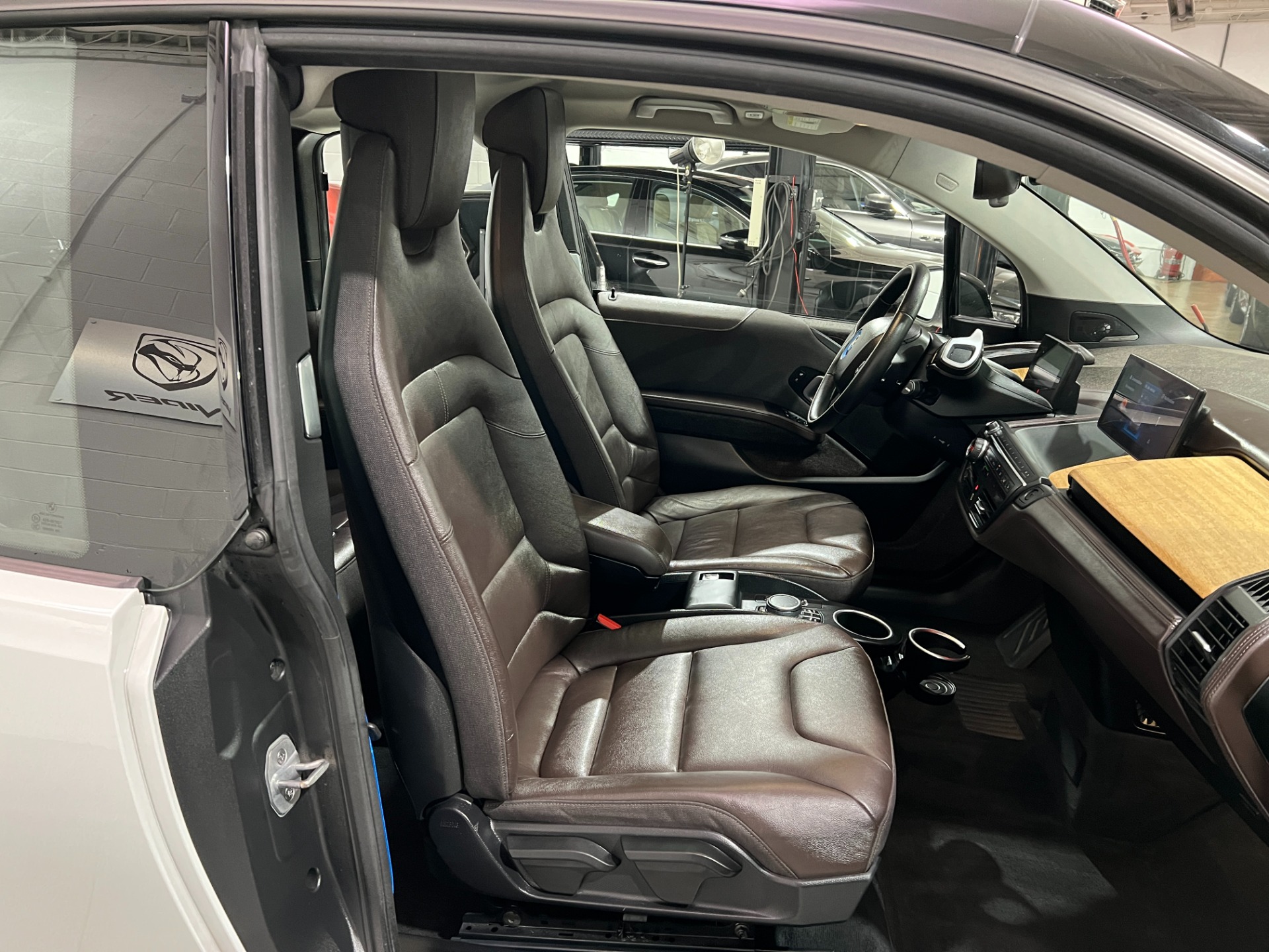 Used-2019-BMW-i3-S-Tera-World-W/-Range-Extender-RWD