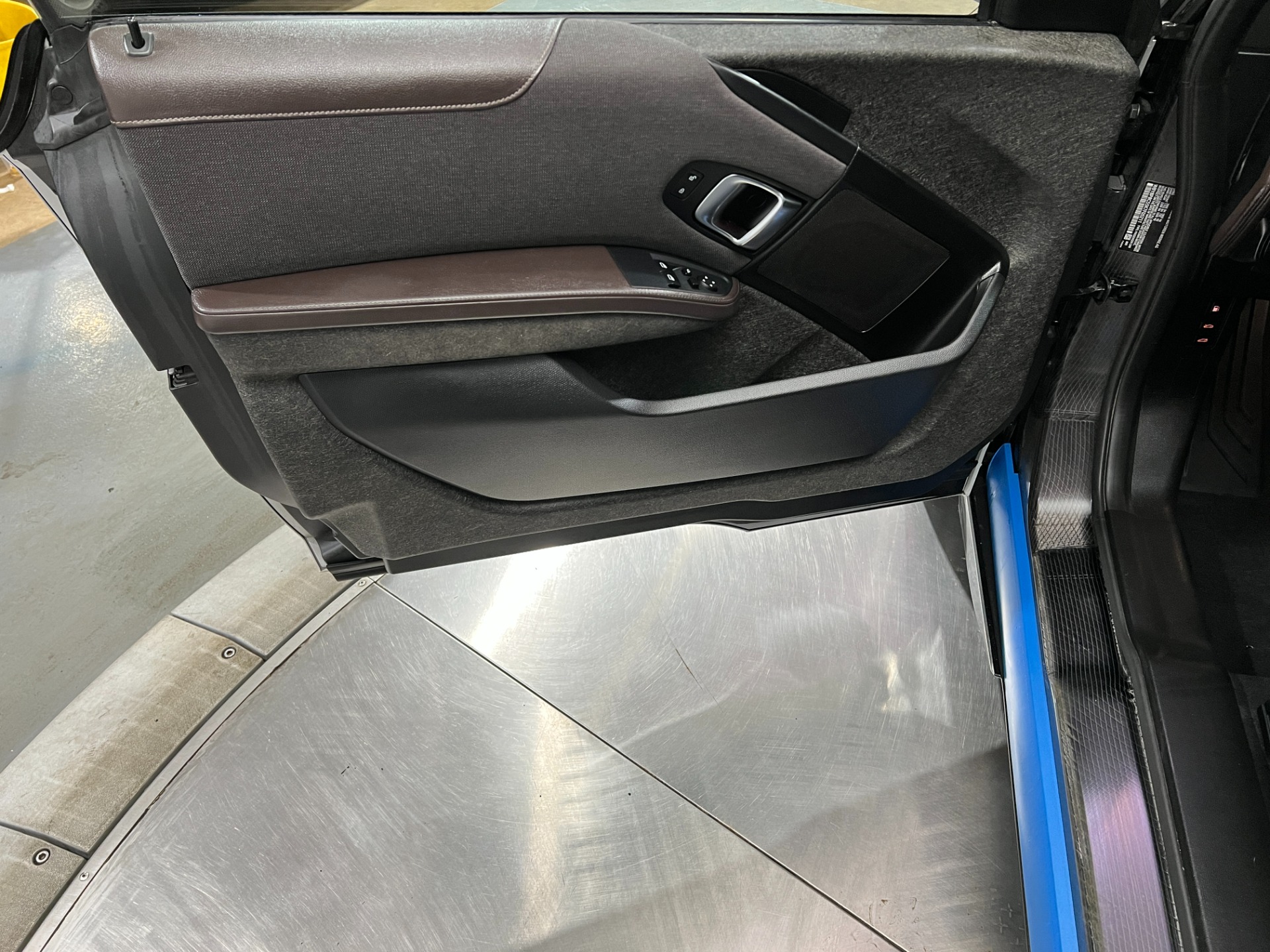Used-2019-BMW-i3-S-Tera-World-W/-Range-Extender-RWD