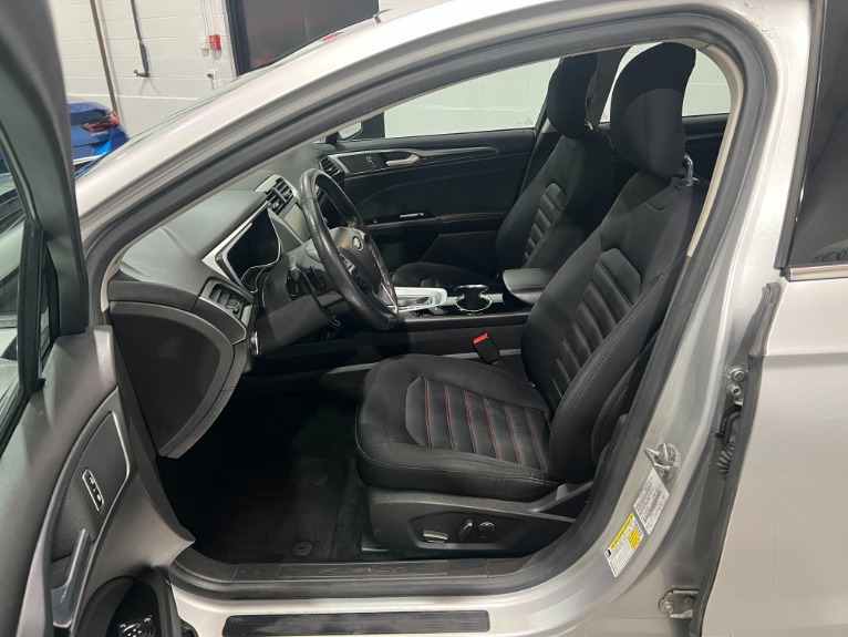 Used-2014-Ford-Fusion-SE--FWD