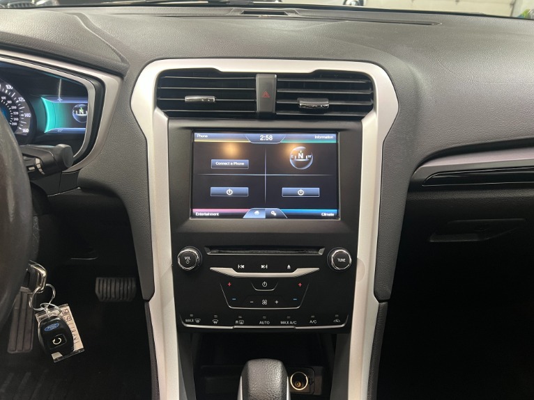 Used-2014-Ford-Fusion-SE--FWD