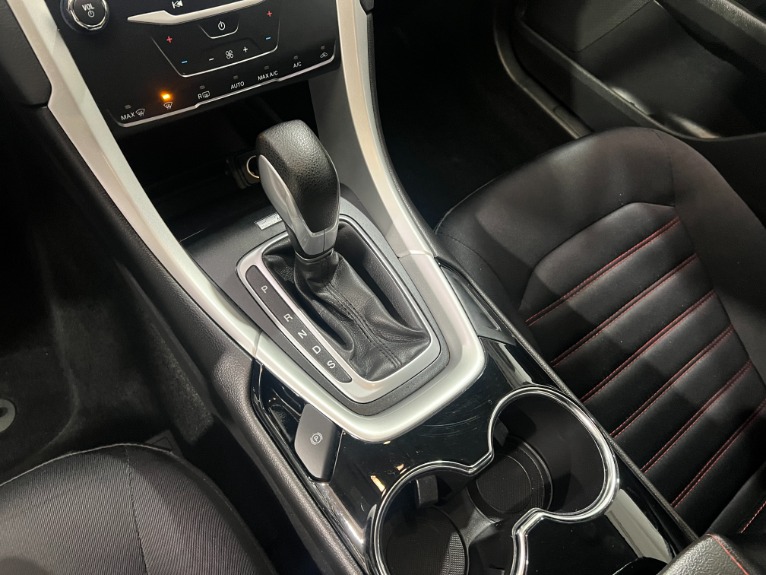 Used-2014-Ford-Fusion-SE--FWD
