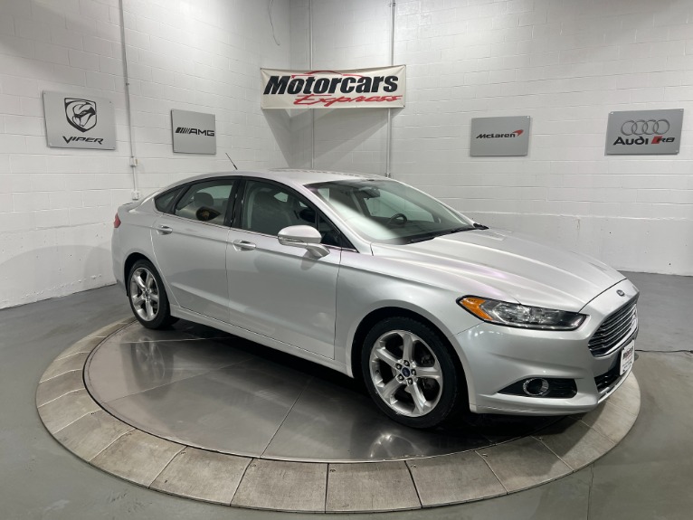 Used-2014-Ford-Fusion-SE--FWD