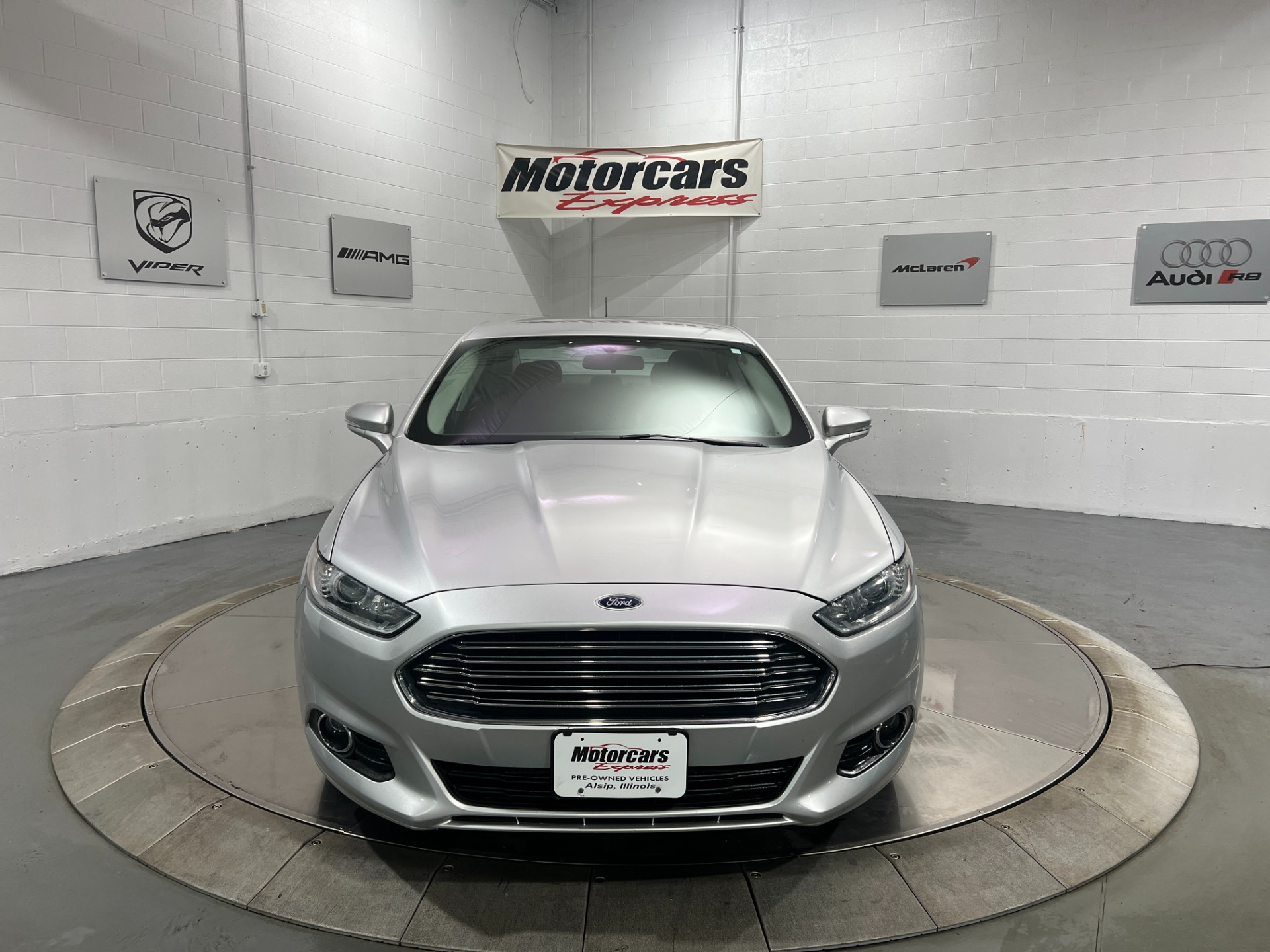 Used-2014-Ford-Fusion-SE--FWD