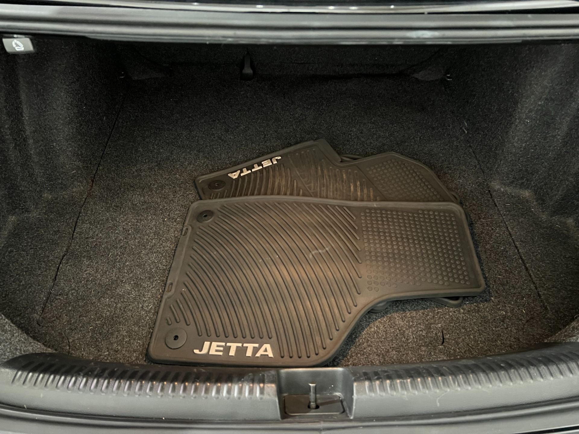Used-2017-Volkswagen-Jetta-14T-S-FWD