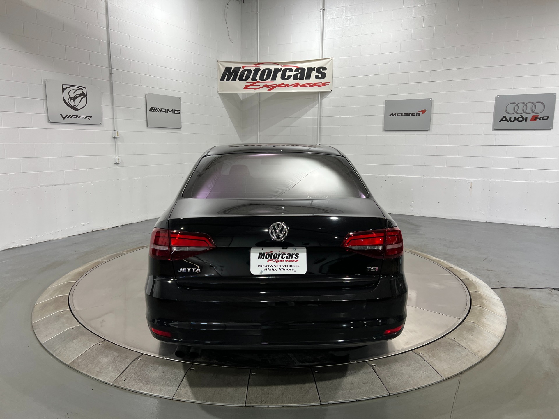 Used-2017-Volkswagen-Jetta-14T-S-FWD