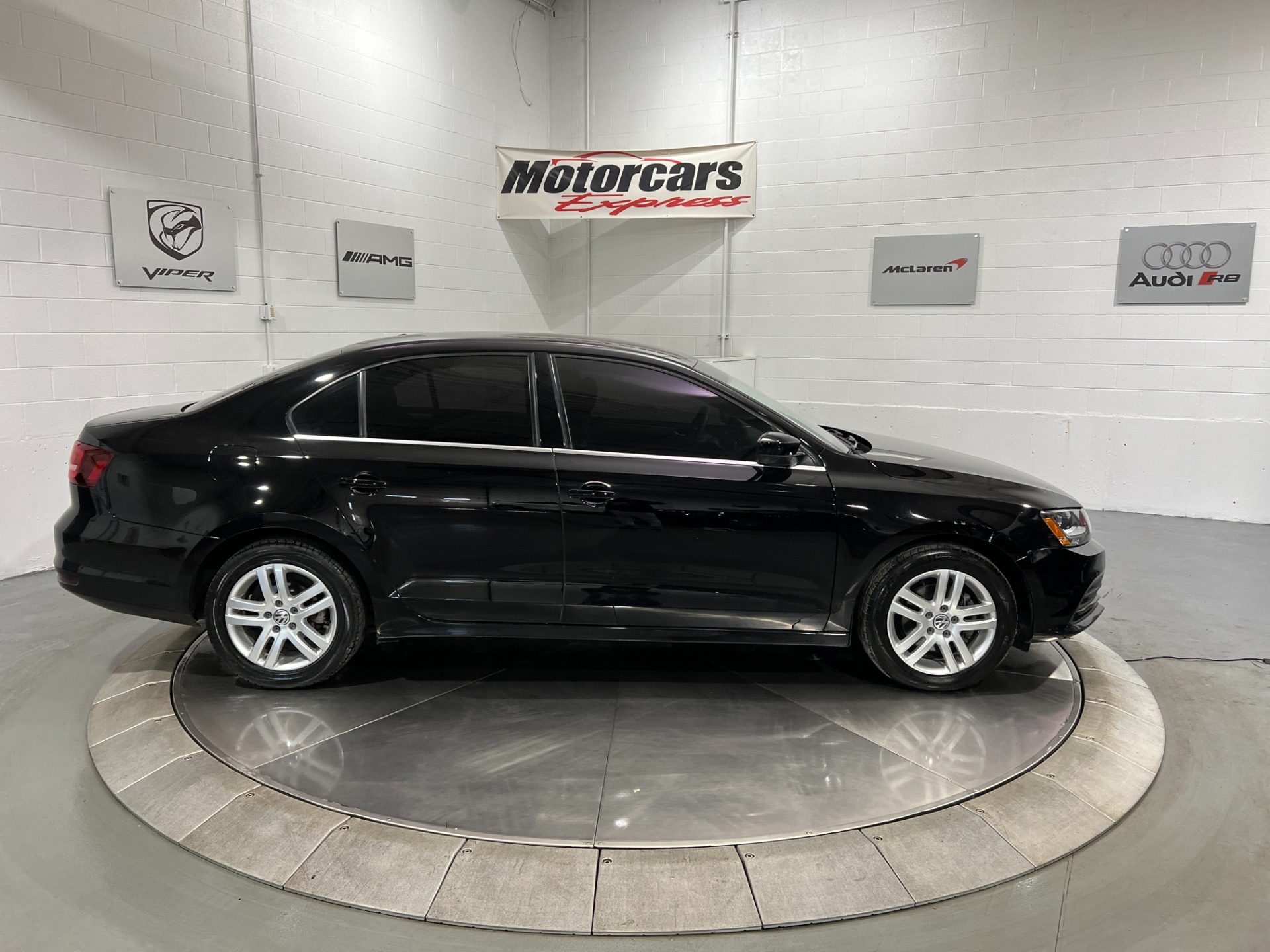 Used-2017-Volkswagen-Jetta-14T-S-FWD