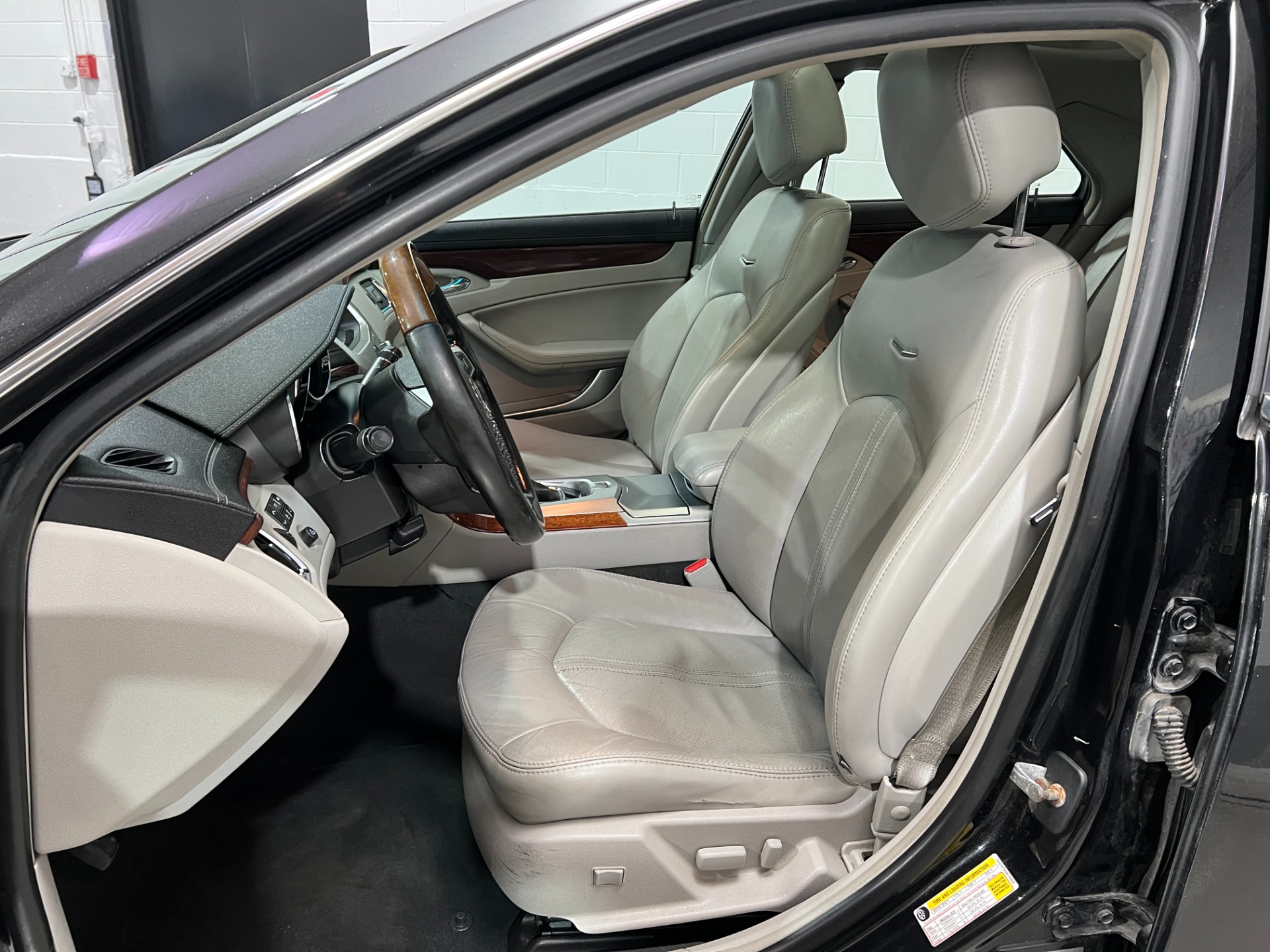 Used-2009-Cadillac-CTS-36L-DI-AWD