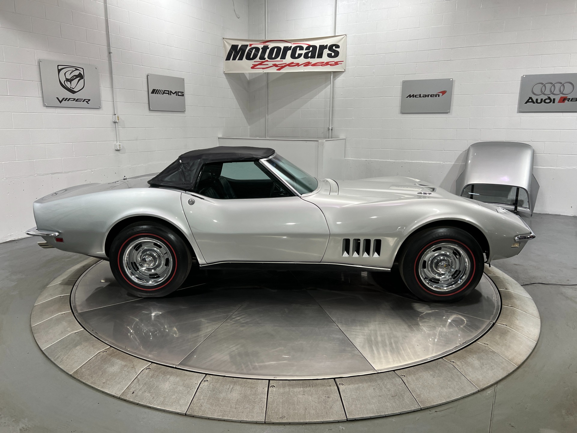 Used-1968-Chevrolet-Corvette-Convertible-427-400Hp-4-Speed