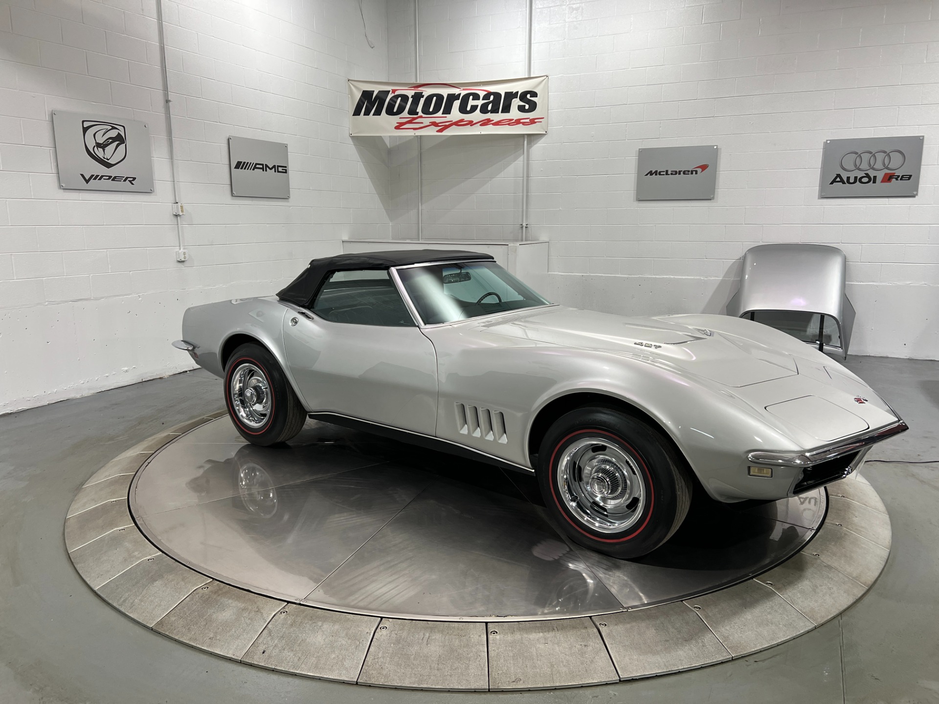Used-1968-Chevrolet-Corvette-Convertible-427-400Hp-4-Speed