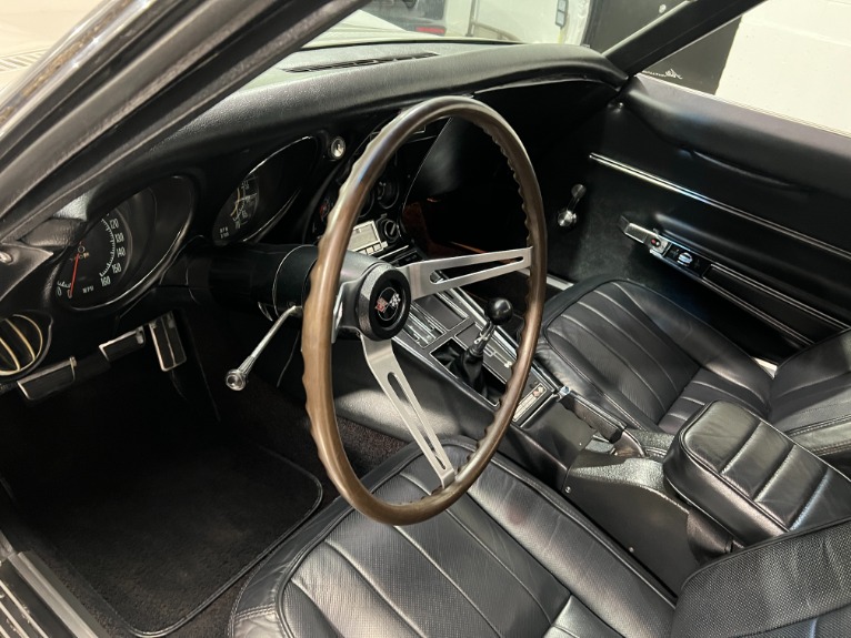 Used-1968-Chevrolet-Corvette-Convertible-427-400Hp-4-Speed
