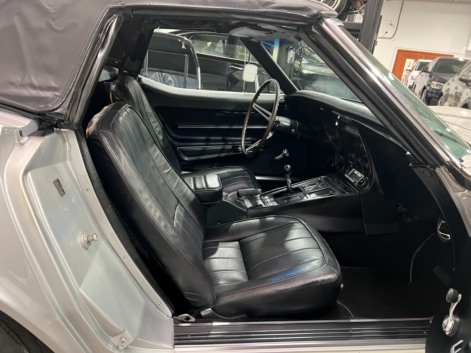 Used-1968-Chevrolet-Corvette-Convertible-427-400Hp-4-Speed