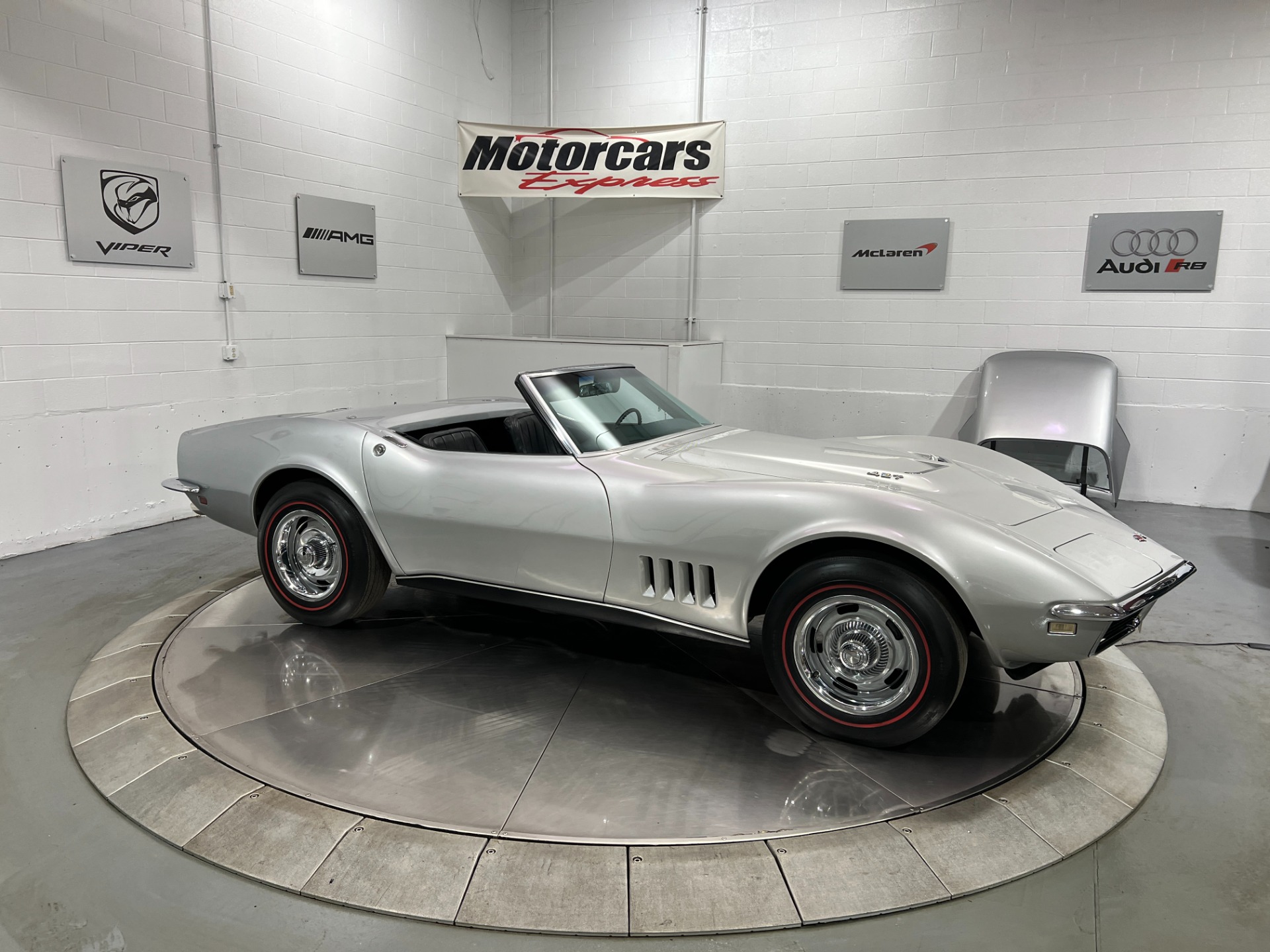 Used-1968-Chevrolet-Corvette-Convertible-427-400Hp-4-Speed